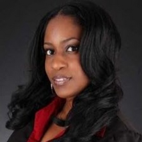 Meet your Posher, Eboni - Picture 1 of 1